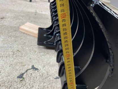 Bild 3:Roderechen - Reißzahn