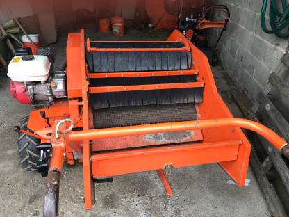 Bild 3:Obstklaubmaschine