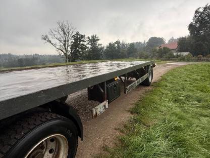 Bild 6:Lkw Container Anhänger Ballen Wagen Traktor Anhänger