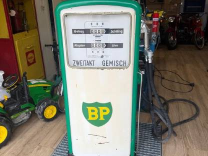 Suche alte Zapfsäulen aus den 50er Jahren