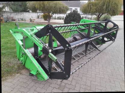 Bild 3:Deutz-Fahr Schneidwerk