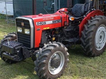 Bild 4:50 PS Kompakttraktor Hattat 240S