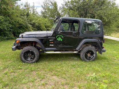 Bild 2:Jeep Wrangler 2,5