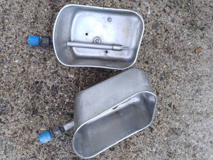 Bild 3:Tränker und Futterautomaten