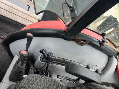 Bild 6:Lindner Geotrac 85 mit Frontlader und Zubehör