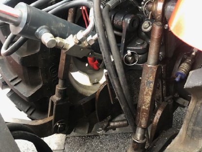 Bild 6:Traktor Steyr 8075as