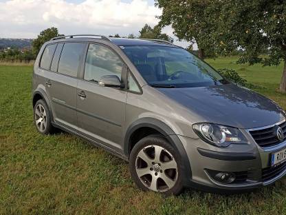 VW Touran Cross