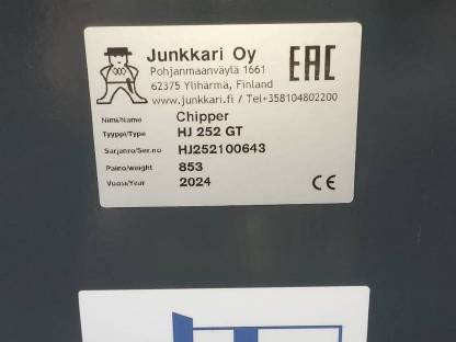 Bild 8:Holzhäcksler Junkkari HJ252GT