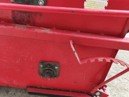 Bild 9:Obstauflesemaschine Feucht OB 80 mit 6 Körben