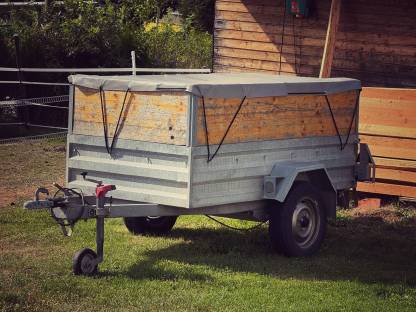 Anhänger 1 m x 2 m mit aktuellem Pickerl, gebremst