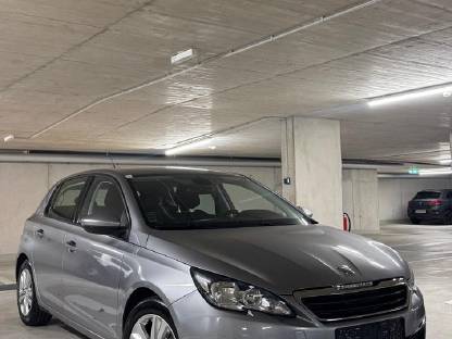 Peugeot 308 1.2 Benzin Top Zustand, Wenig km