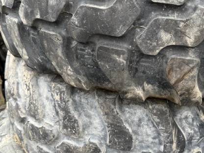 Bild 5:Reifen 405/70R18 (15.5/70R18) Dunlop SP T9 EM Dumper