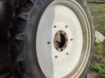 Bild 3:Hackfruchträder Taurus 270/95 R 44