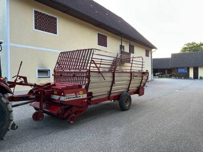 Pöttinger Trend II Ladewagen