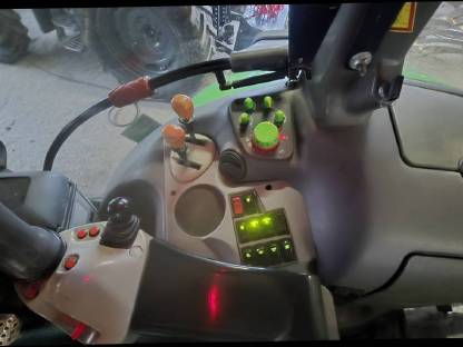 Bild 7:Deutz-Fahr Agrotron 1145 TTV