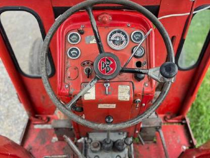 Bild 3:Massey Ferguson 165