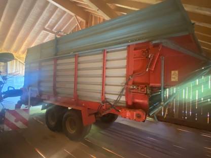 Bild 2:Mengele Ladewagen