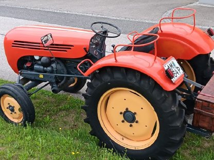 Bild 8:Traktor Steyr 188