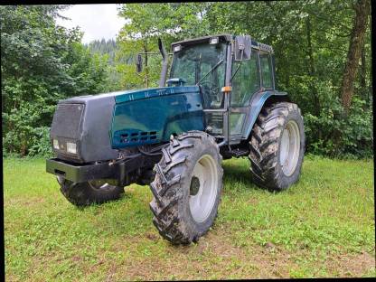 Valtra Valmet 8050