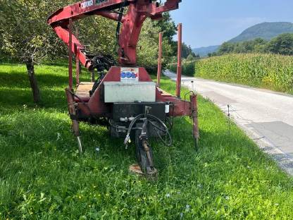 Holzanhänger / Rückewagen