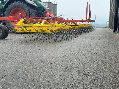 Bild 5:Striegel APV AS 900 M