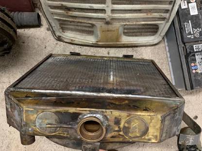 Bild 2:Kühler Steyr Plus