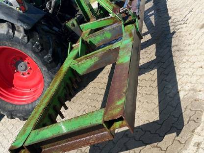 Bild 2:Ackerschleppe