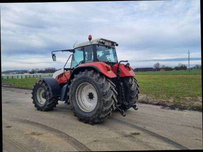 Bild 8:Steyr CVT 150