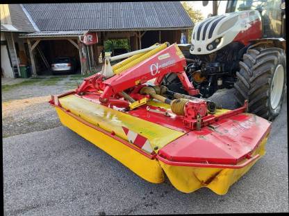 Pöttinger Frontscheibenmähwerk Nova Cat 306 F Alpha Motion