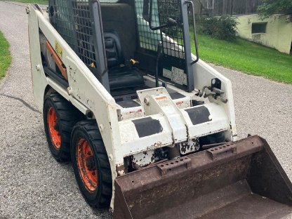 Bobcat Model 553