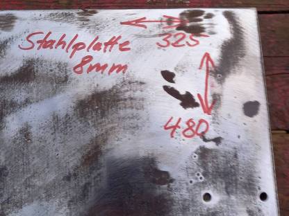 Bild 2:Gebrauchte 8 mm Metallplatte