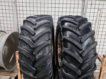 Bild 2:Michelin XM 108 540/65 R26
