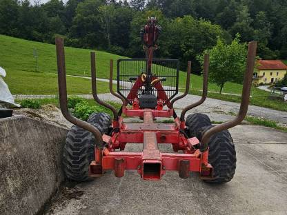 Bild 2:Rückewagen Kranwagen Patu 203T