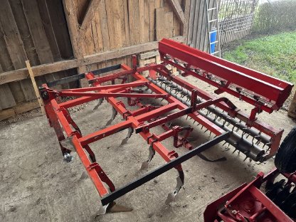 Pöttinger Synkro 300, mit und ohne Flügelschare