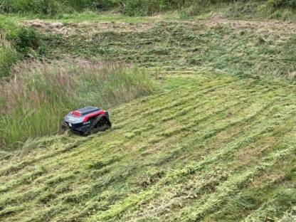 Mulcharbeiten mit Mulchroboter
