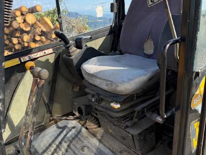 Bild 6:JCB Bagger 3,5t mit Tieflader