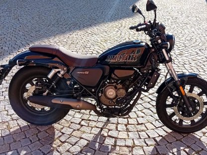 QJMOTOR SRV 125