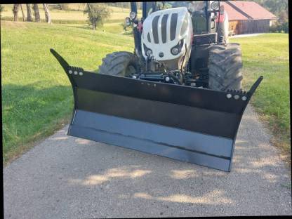 Bild 3:Polter/Planierschild