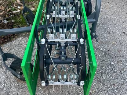 Bandrechen Zagroda Tedder 270B