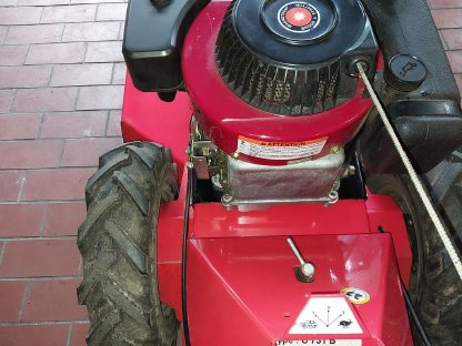 Bild 5:Hochgrasmulcher 70 cm mit 3 Vorwärtsgängen und 1 Rückwärtsgang