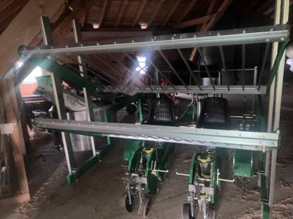 Bild 7:Fedele Gemüsesetzmaschine THOMAS 150+MAX 2-A