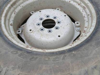 Bild 3:Kompletträder Trelleborg