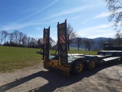 Bild 2:Tiefbett-Tieflader