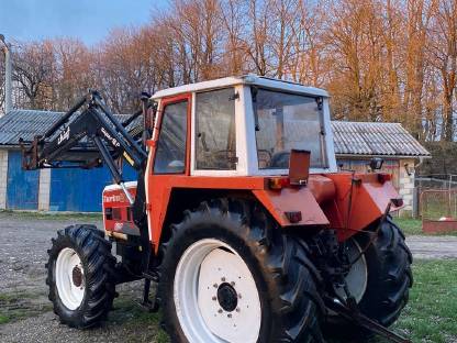 Bild 6:Steyr 8080 A mit Industrie-Frontlader