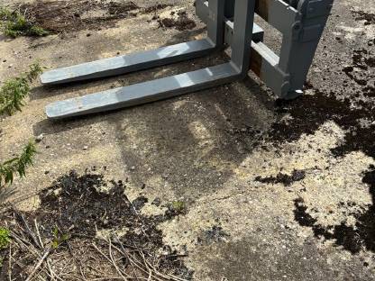 Bild 2:Manitou Palettengabel 3,5 t verstellbar