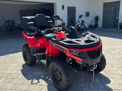 Bild 2:Arctic Cat Alterra TRV 700
