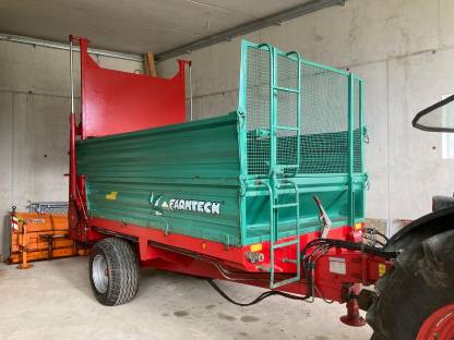 Bild 2:Farmtech Superfex 550