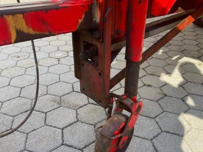 Bild 6:Miststreuer Pöttinger 3800 V