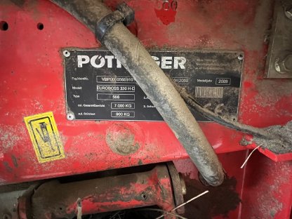 Bild 5:Pöttinger Euroboss 330 H D