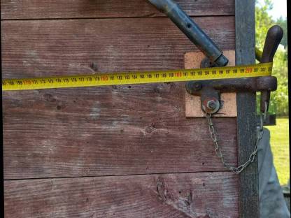 Bild 9:Selbstgebauter Anhänger